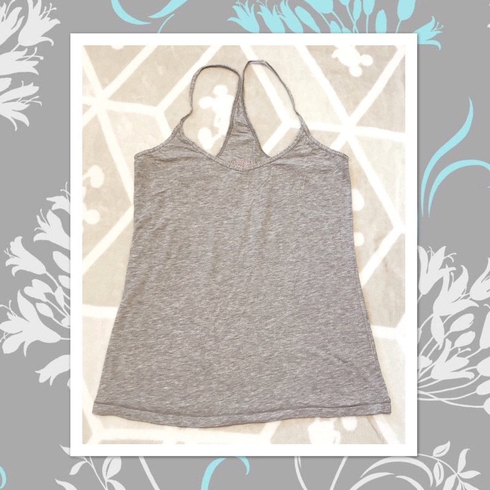 ❤️ 5/$20 Victoria’s Secret racerback tank